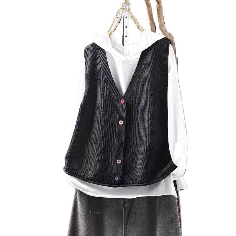 Spring and Autumn Outer Wear Solid Color and V-neck Color Buckle Knitted Cardigan Vest Vest for Women