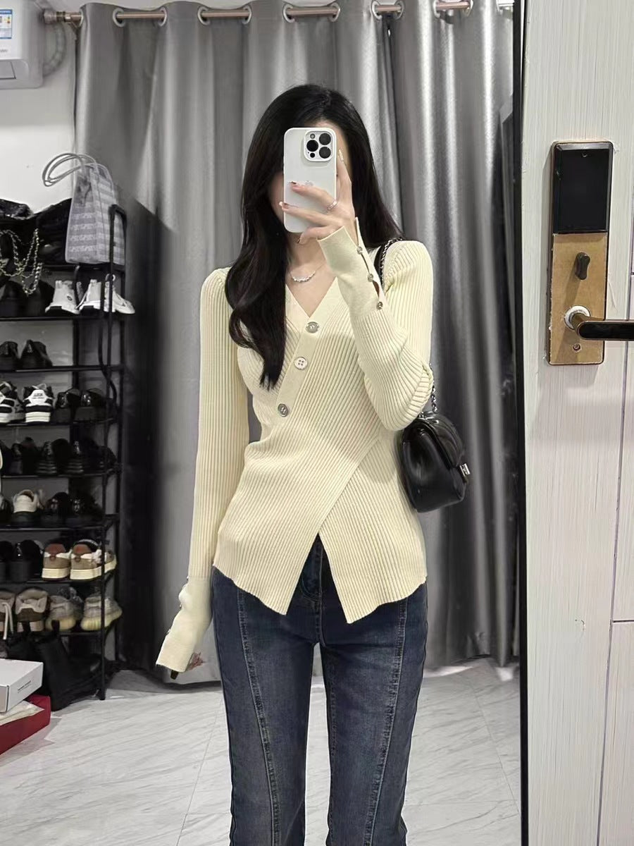 V-neck Pullover Design Sense Slimming Inner Autumn Sweater