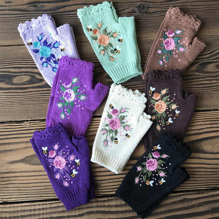 Floral Embroidered Women's Warm Gloves