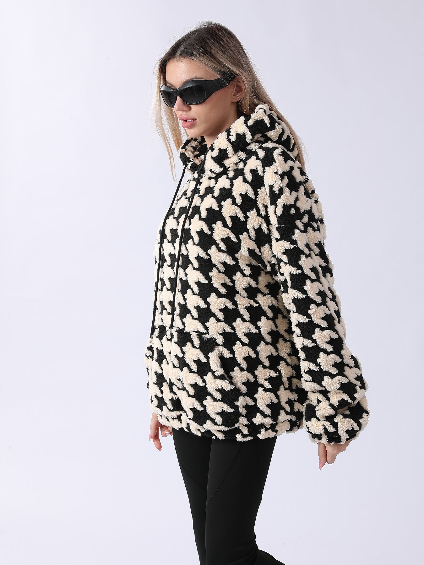 Cozy Fleece Women's Hoodie for Everyday Comfort
