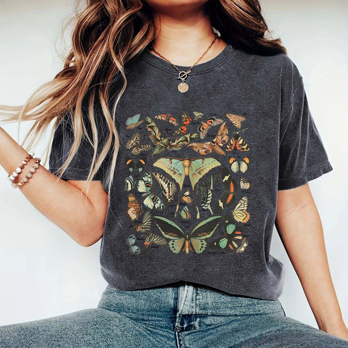 Butterfly Print Short‑Sleeve Crew Neck Top – Light & Flirty