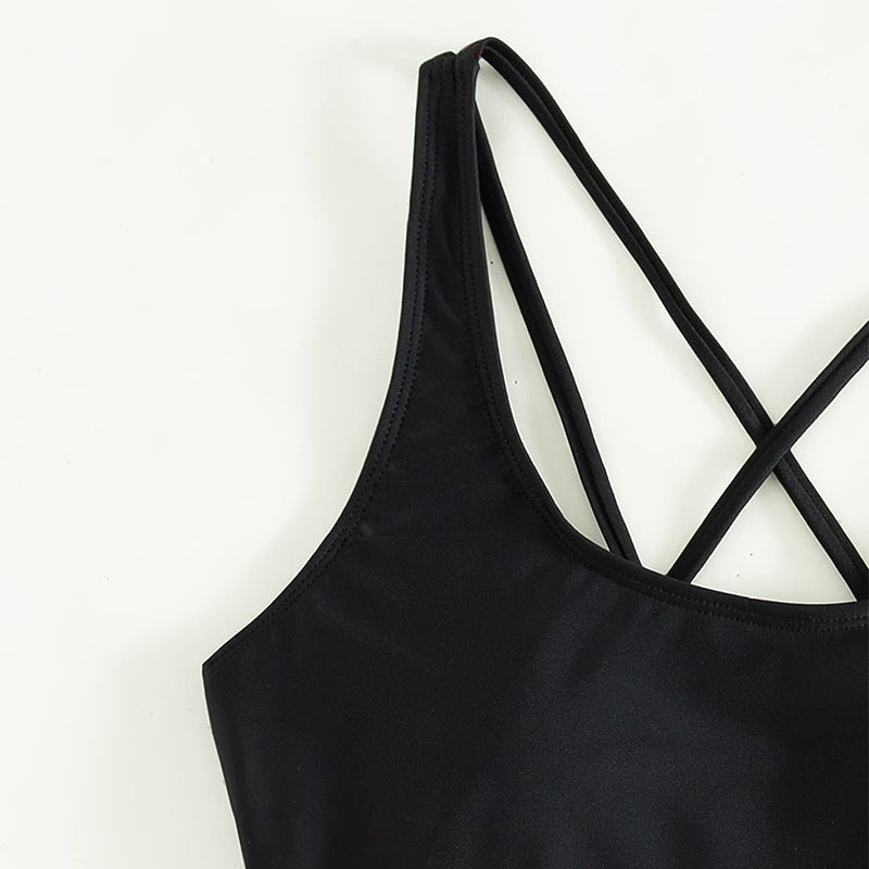 Women's Backless Athletic One-Piece Swimsuit