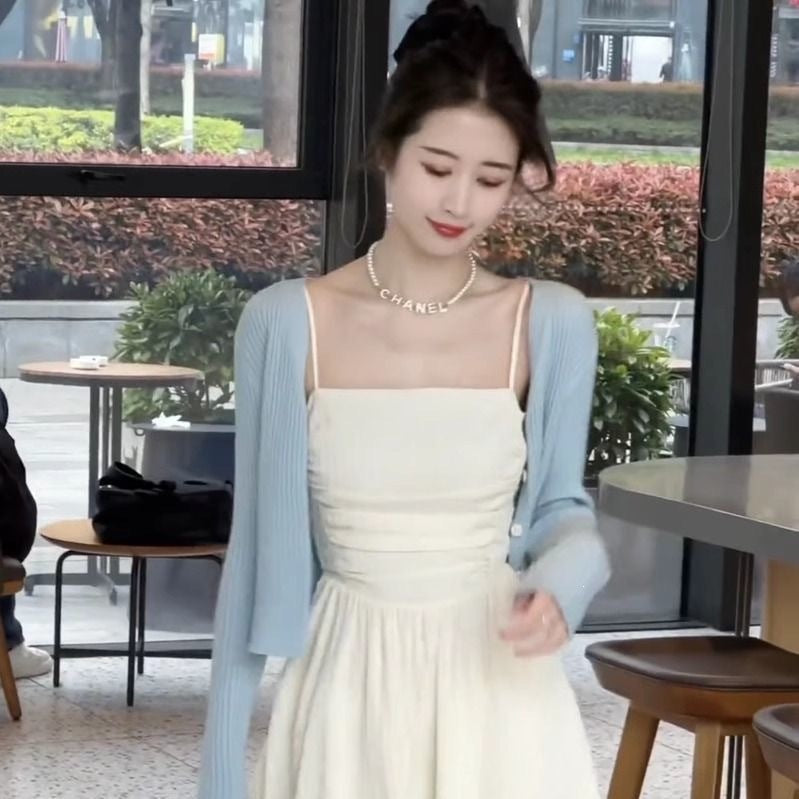 French Vintage Slim-Fit White Slip Dress