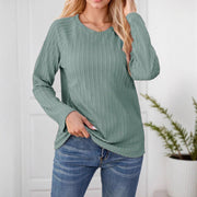 Light Green Long-Sleeve Crew Neck Tee – Cozy Fall/Winter Top