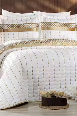 Double bedspread set with pillowcases - 250x260 cm, cream gold