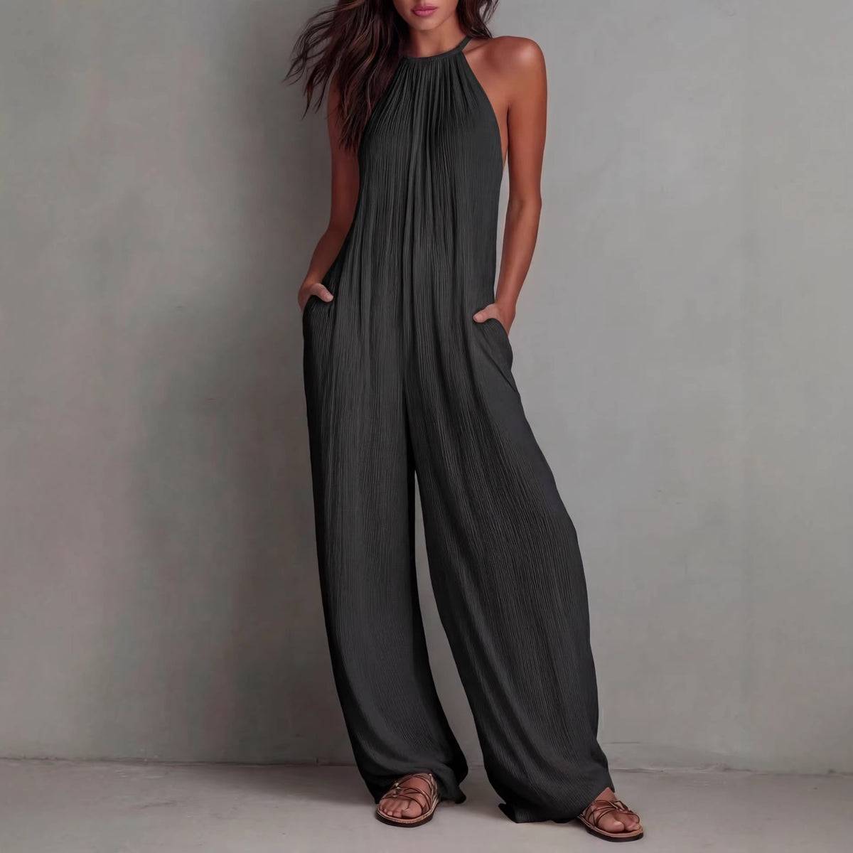 Chic Open-Back Pleated Wide-Leg Resort Jumpsuit