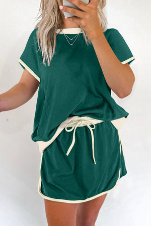 Evergreen 2-teiliges Set mit T-Shirt und Skort mit Farbblock-Kante und überschnittener Schulter