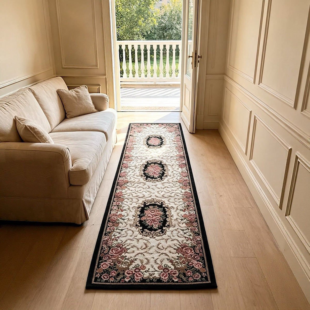 1pc Classic European Style Runner Rug, Suitable for Placing Beside in the Bedroom