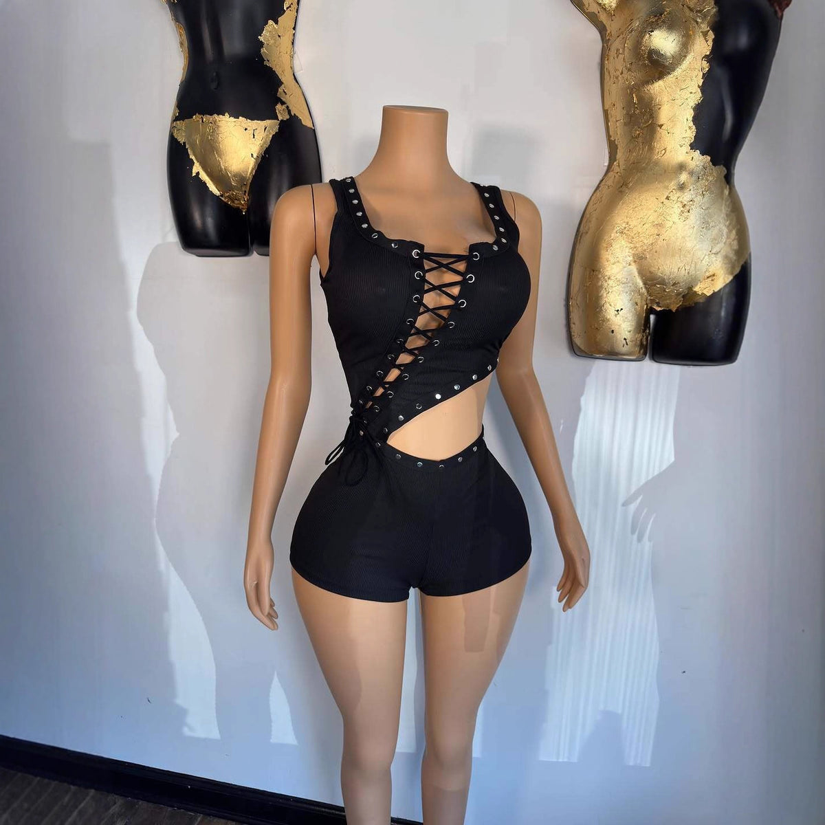 Chic Ribbed Sleeveless Romper & T-Shirt Set