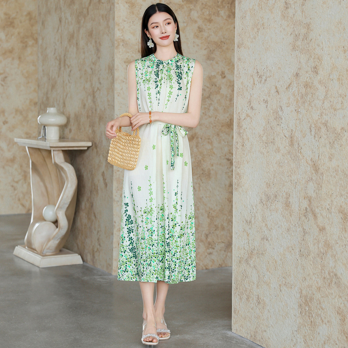 High-end Elegant Figure-flattering Mom's Dress