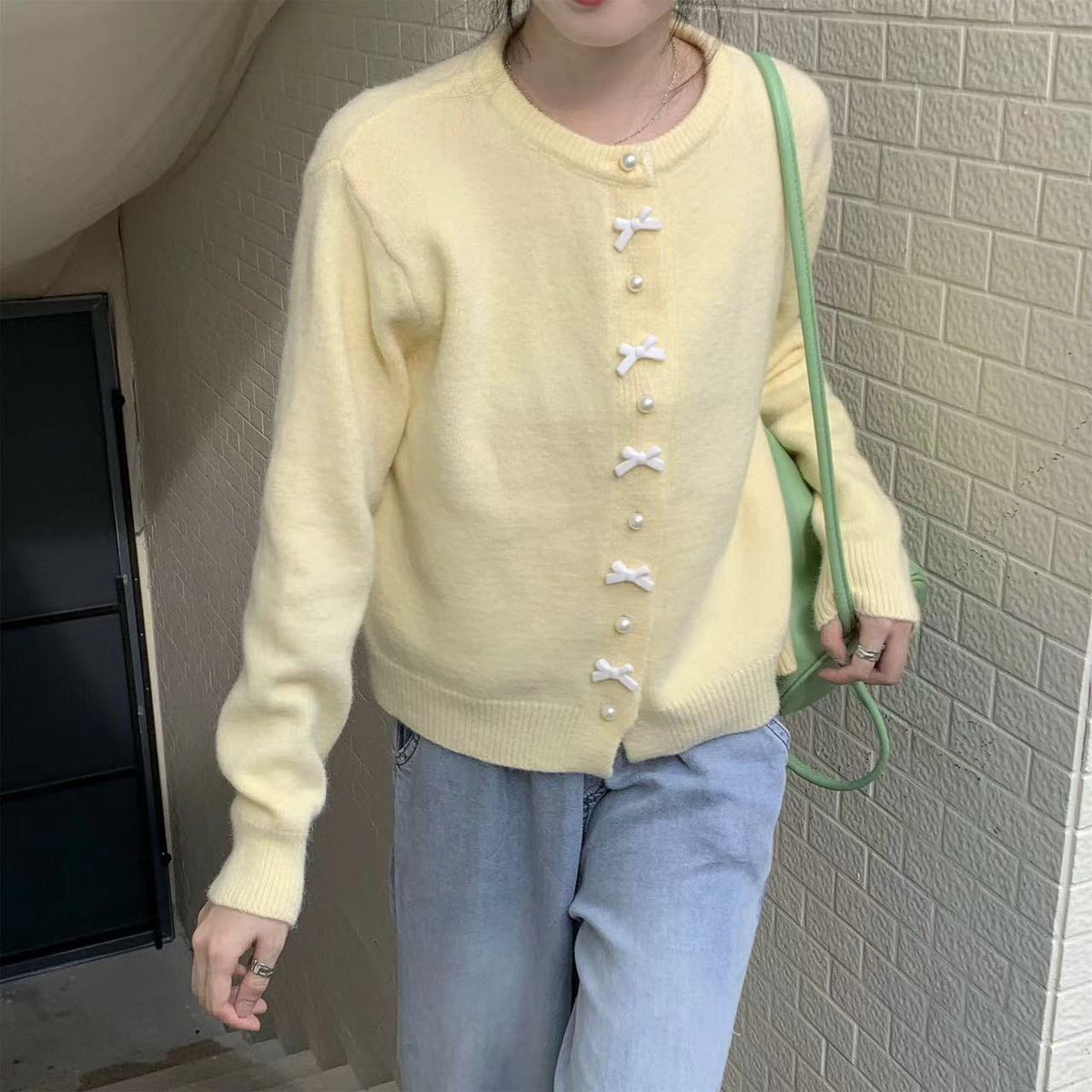 Women's Solid Color Spring and Autumn Bow Pearl Button Sweater