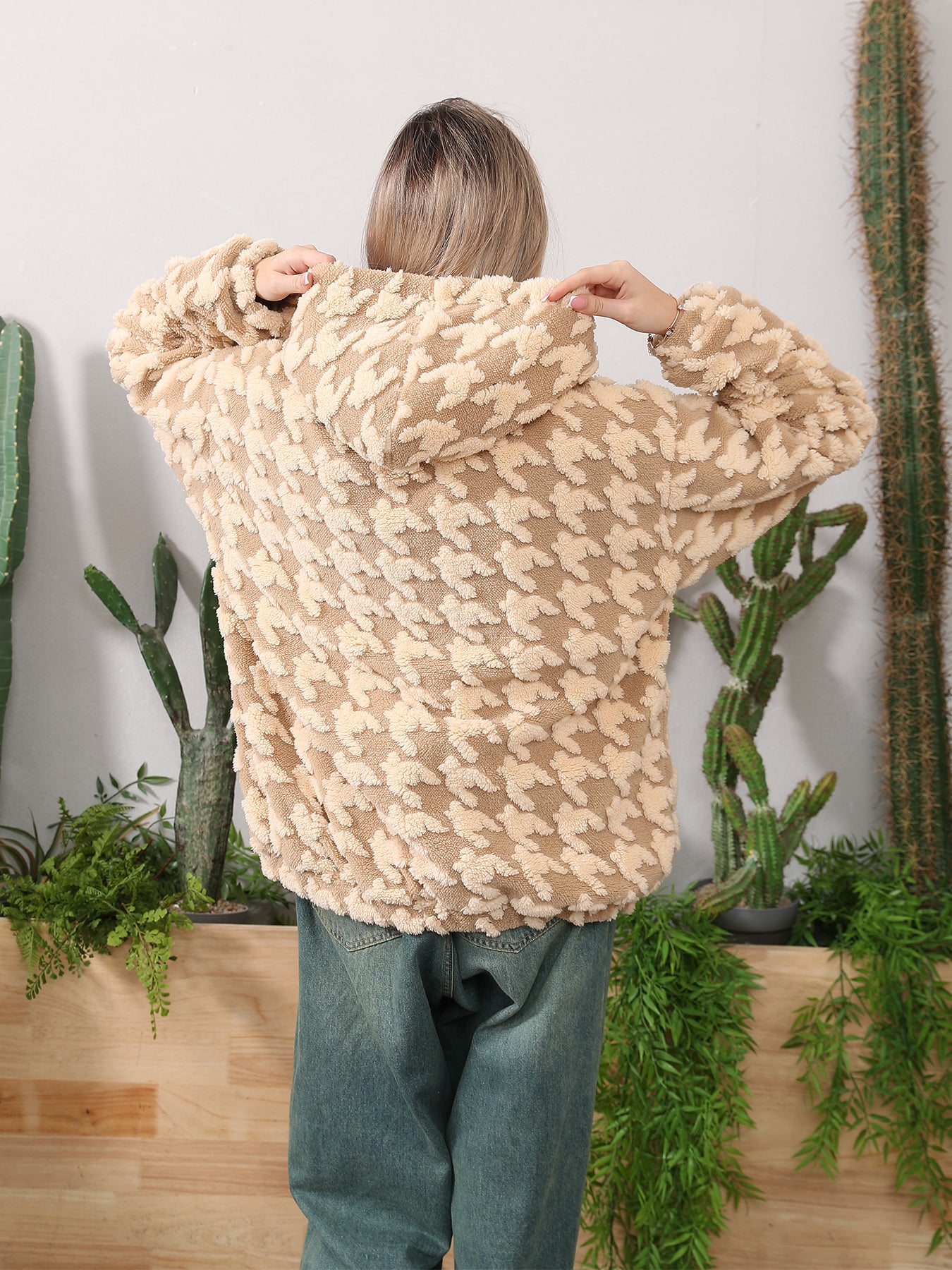 Cozy Fleece Women's Hoodie for Everyday Comfort