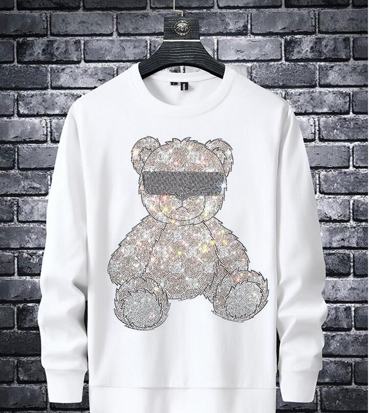 Men's Slim-Fit Graphic Round Neck Long Sleeve Tee