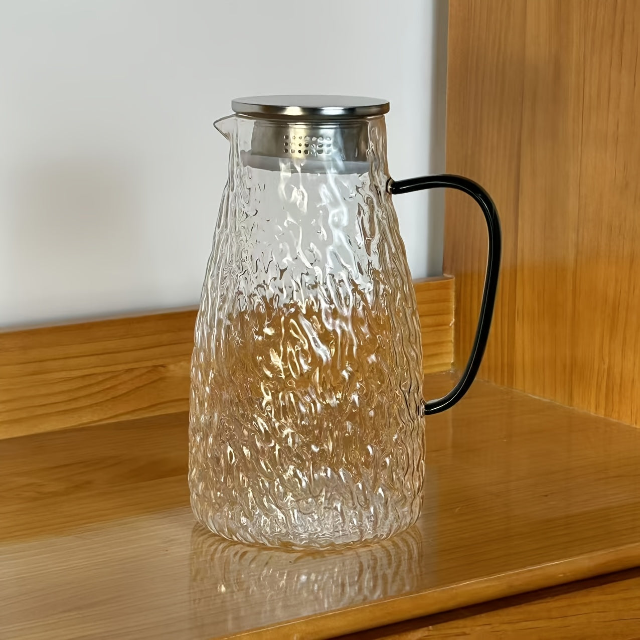 71.71 oz (2 L) Borosilicate Glass Water Jug with Lid, Filter and Wide Yellow Handle
