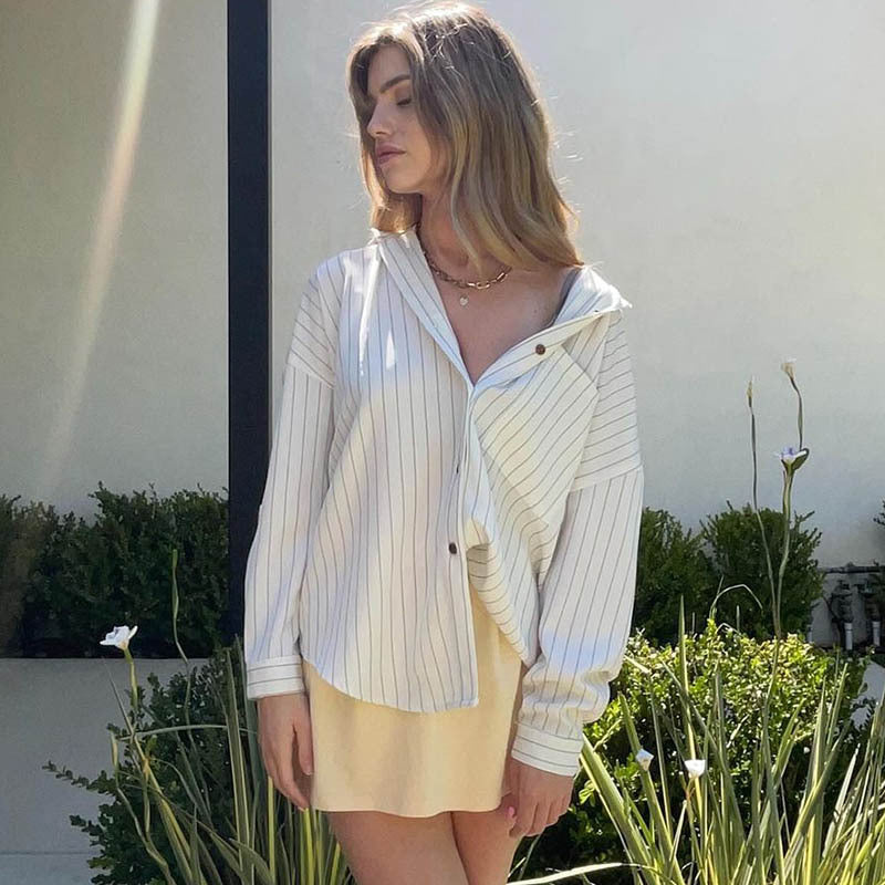 Niche Design Vertical Striped Loose Temperament Shirt