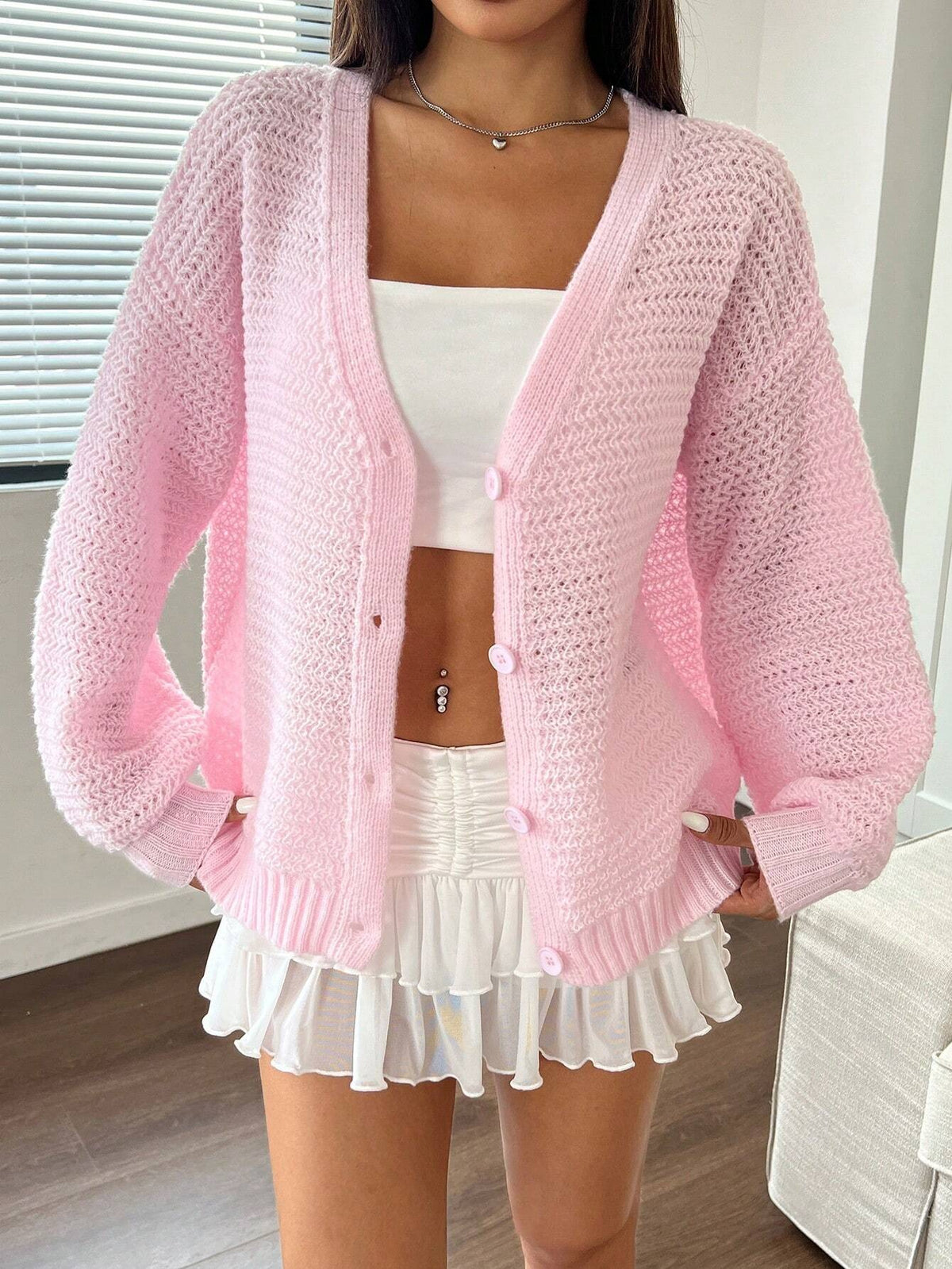 Suitable for Long Sleeved Tops in Spring and Autumn