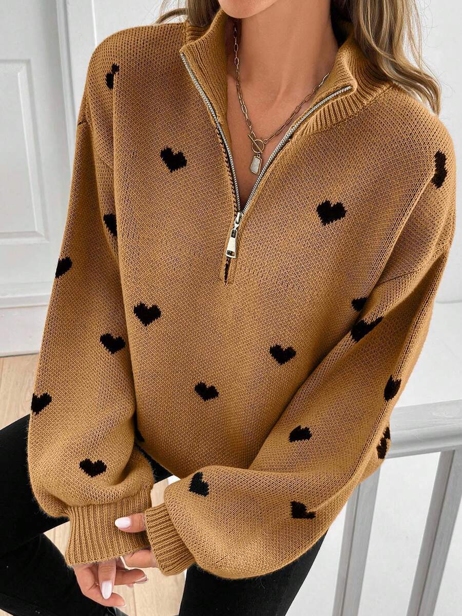 Womens Knitted Long-sleeve Sweater with a Heart-pattern Zipper