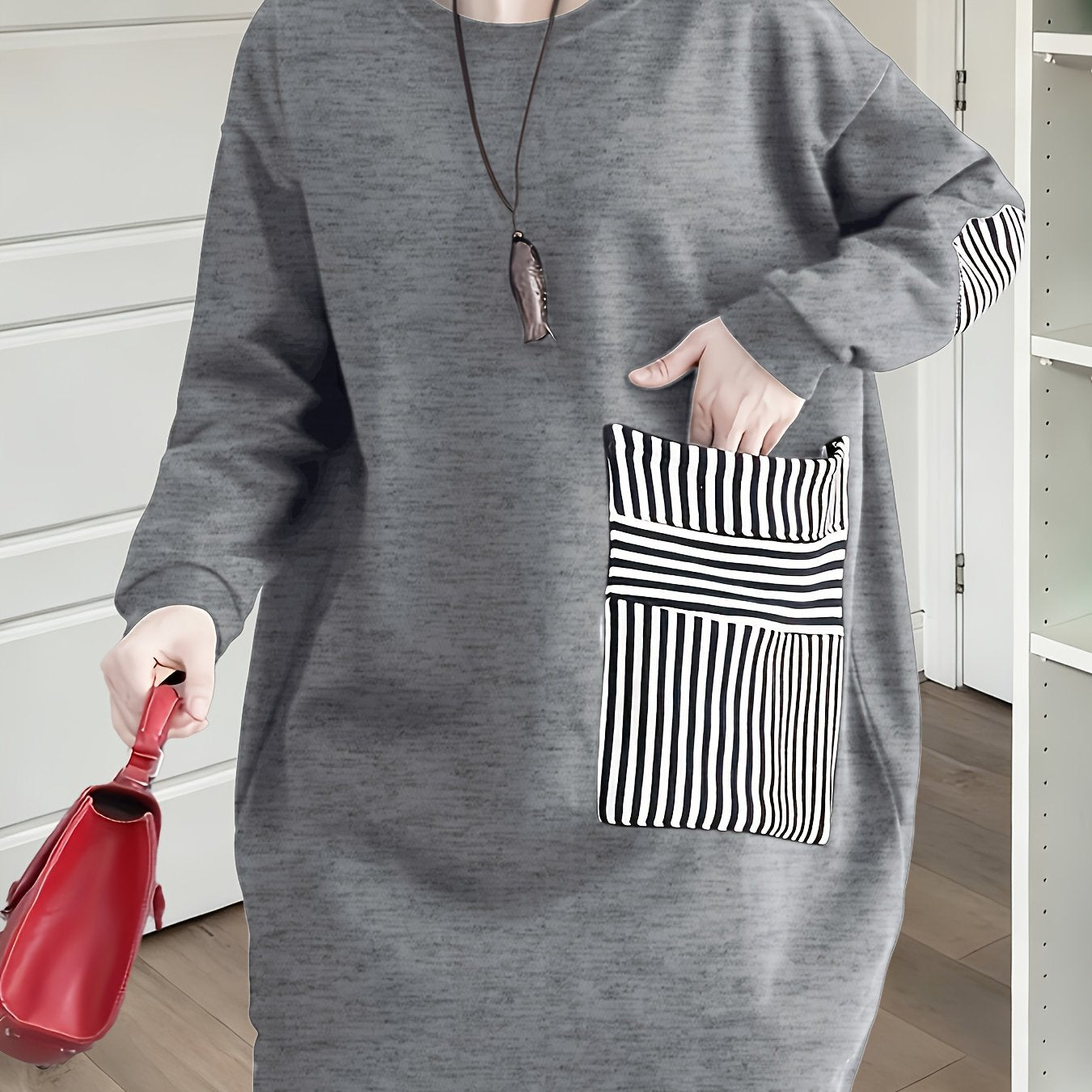 Plus Size Women’s Sweatshirt with Asymmetrical Pocket, Contrast Color Accents, Loose Fit, Cuffed O‑Ring