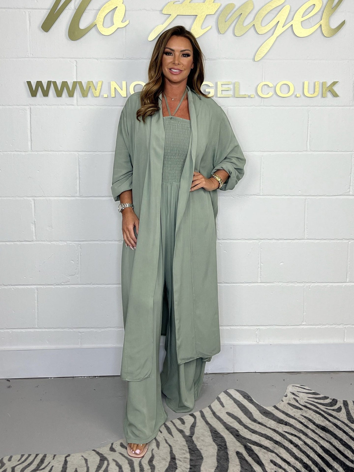 Women's Plus Size Wide Leg Jumpsuit - Chic & Casual Romper
