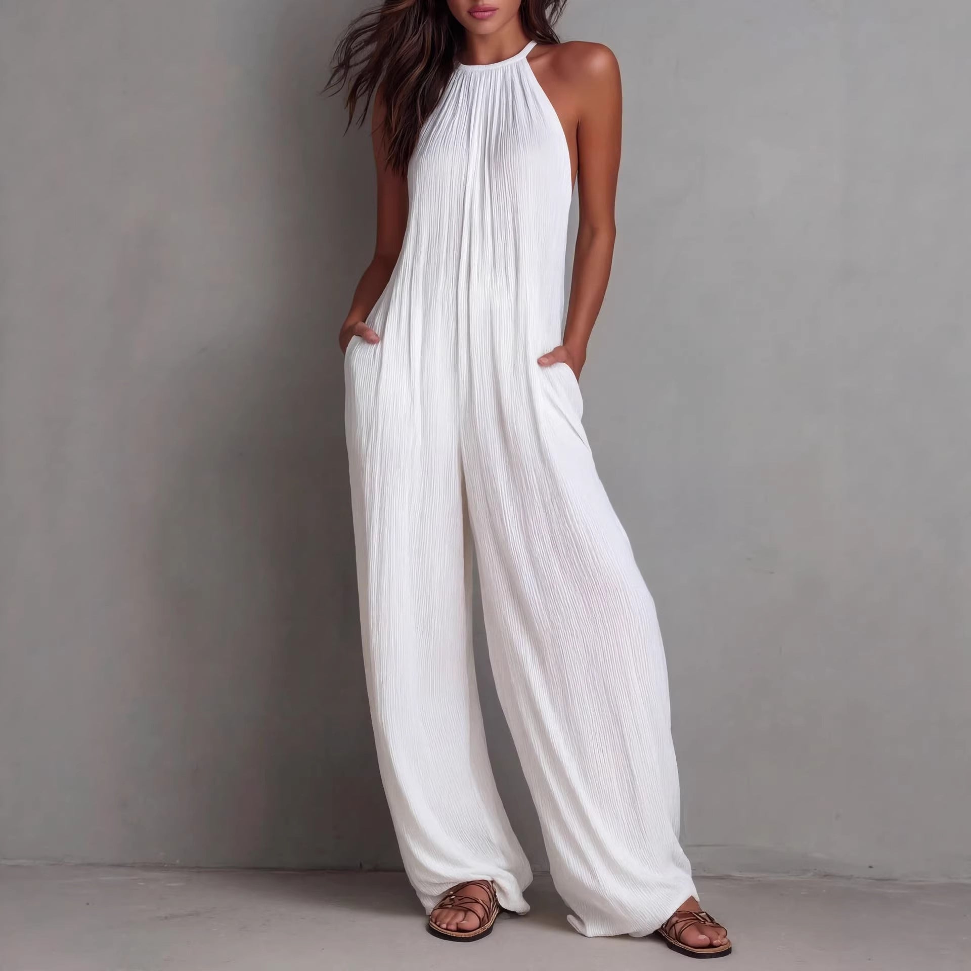 Chic Open-Back Pleated Wide-Leg Resort Jumpsuit