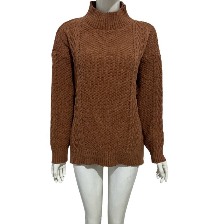 Solid-color Womens Sweater with a Front Slit and a Longer Back Hem