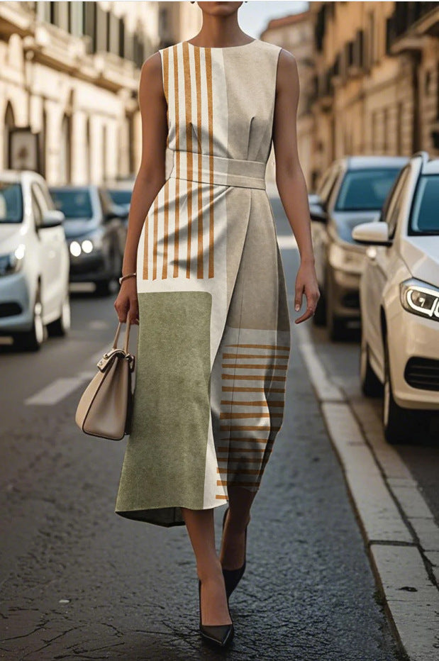 Plus-size Striped Printed Sleeveless Dress