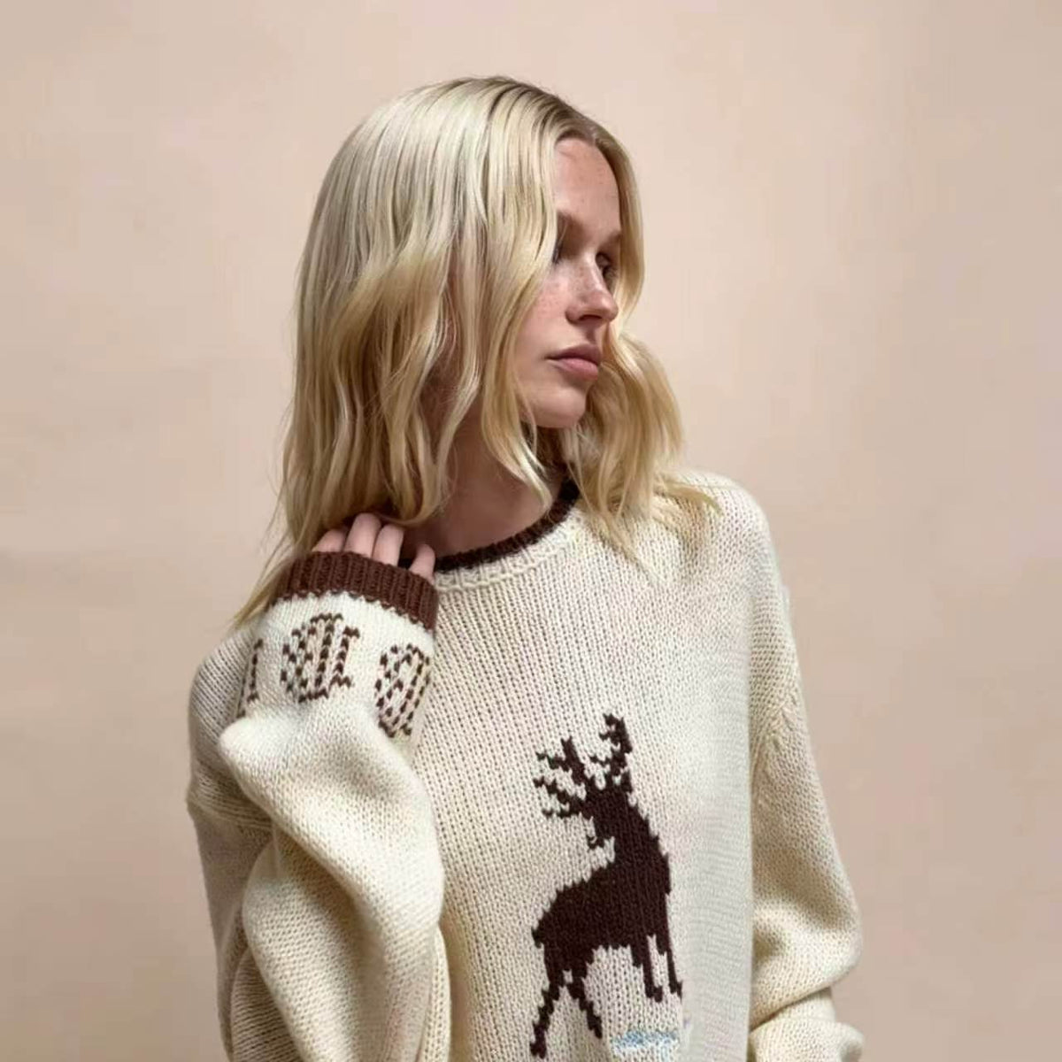 Womens Crew-neck Sweater Long-sleeve Loose-fitting Top