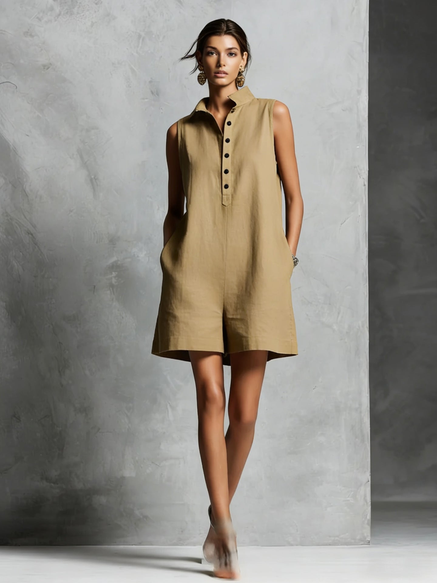 Women's Casual Lapel-Neck Sleeveless Short Jumpsuit