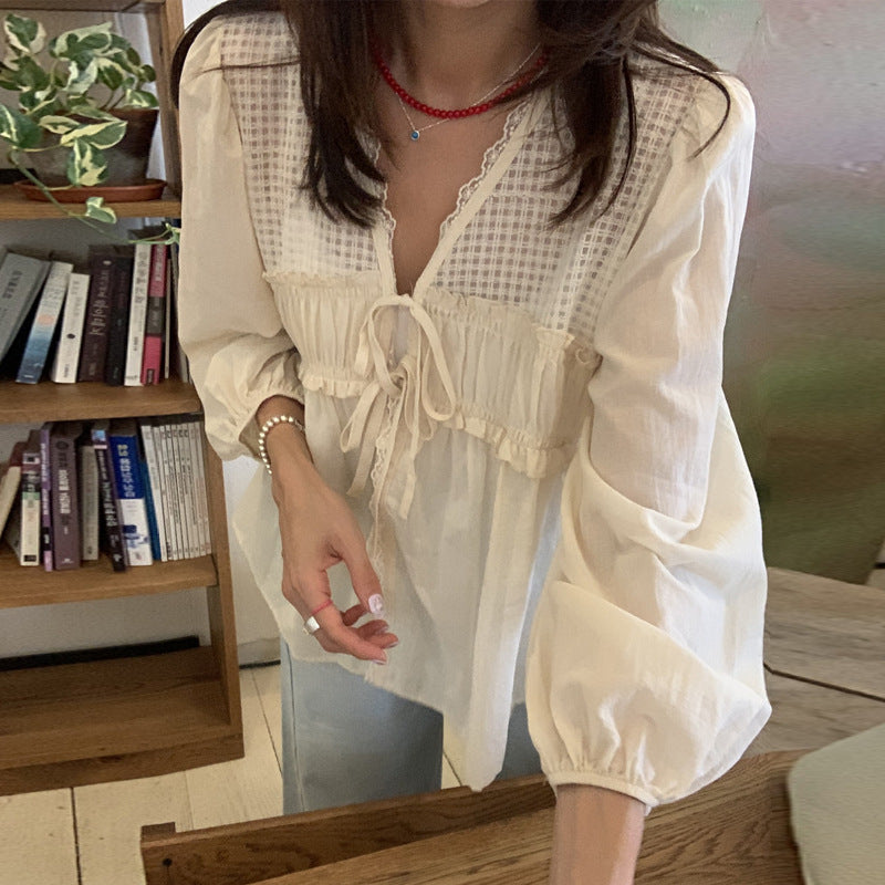 New Retro Elegant V-neck Mesh Wooden Ear Stitching Tied Loose All-matching Shirt Women