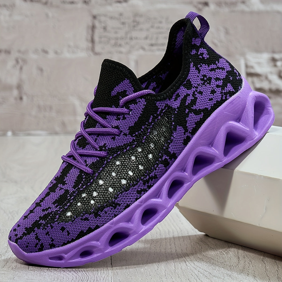 Women’s Lightweight Breathable Hollow Sneakers for All Seasons