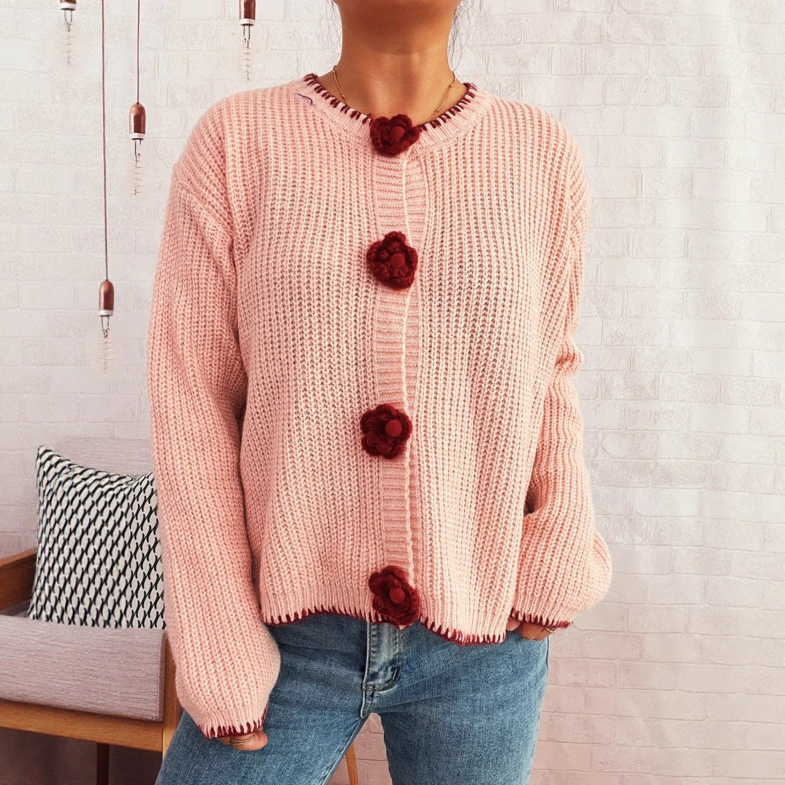 New Cute Flowers Button Simple Street Valentine's Day Sweater