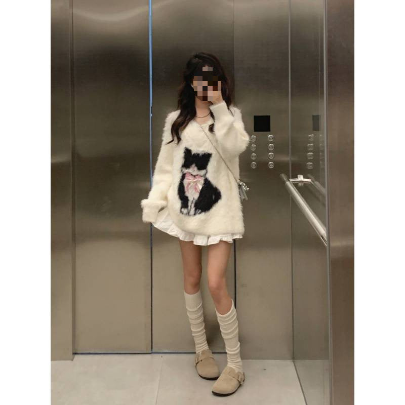 Cat Jacquard Artificial Mink Hair V-neck Sweater
