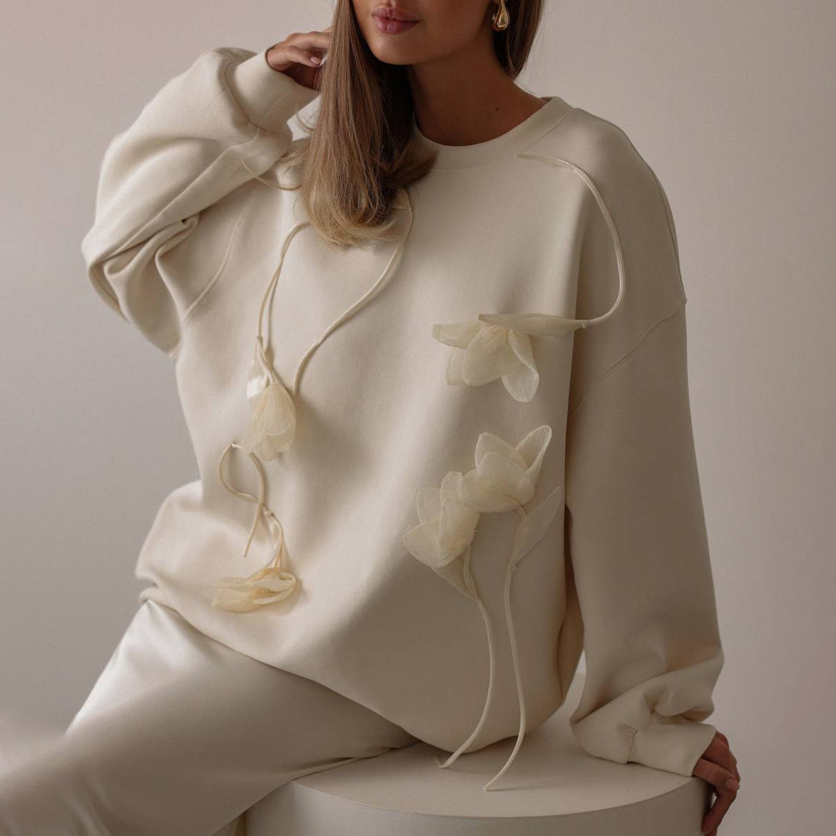 Sweet And Spicy Flower Three-dimensional Decoration Ins Style Design Sweater