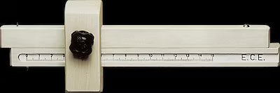 Adjustable beechwood measuring gauge with steel pins