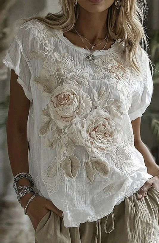 Floral Boho T-Shirt Retro Vibes, Short Sleeve