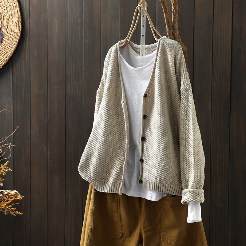 Retro Artistic V-neck Knitted Sweater Coat