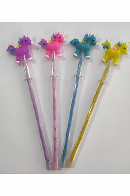 Set of 4 modular egg-laying pens with interchangeable tips