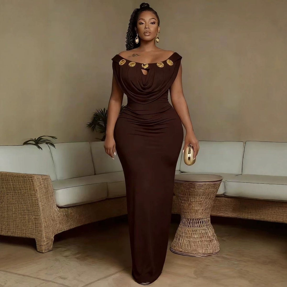 New Off-shoulder Dress with Metal Buckles