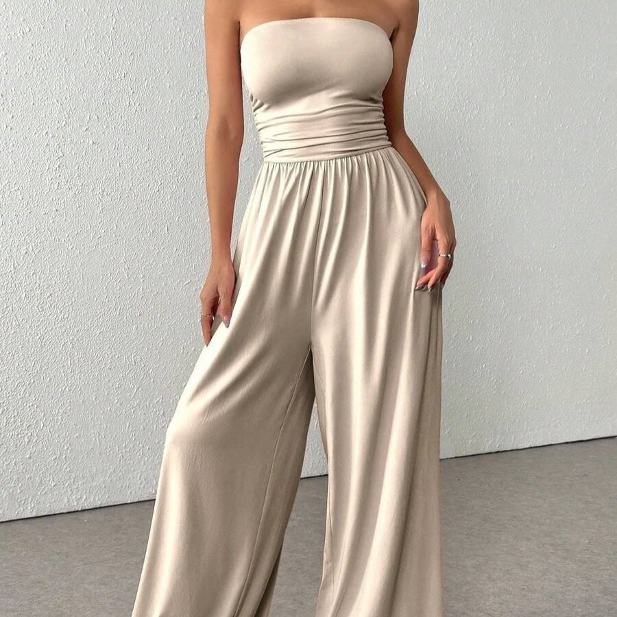 Chic High-Waisted Wide-Leg Pants & Tube Top Set