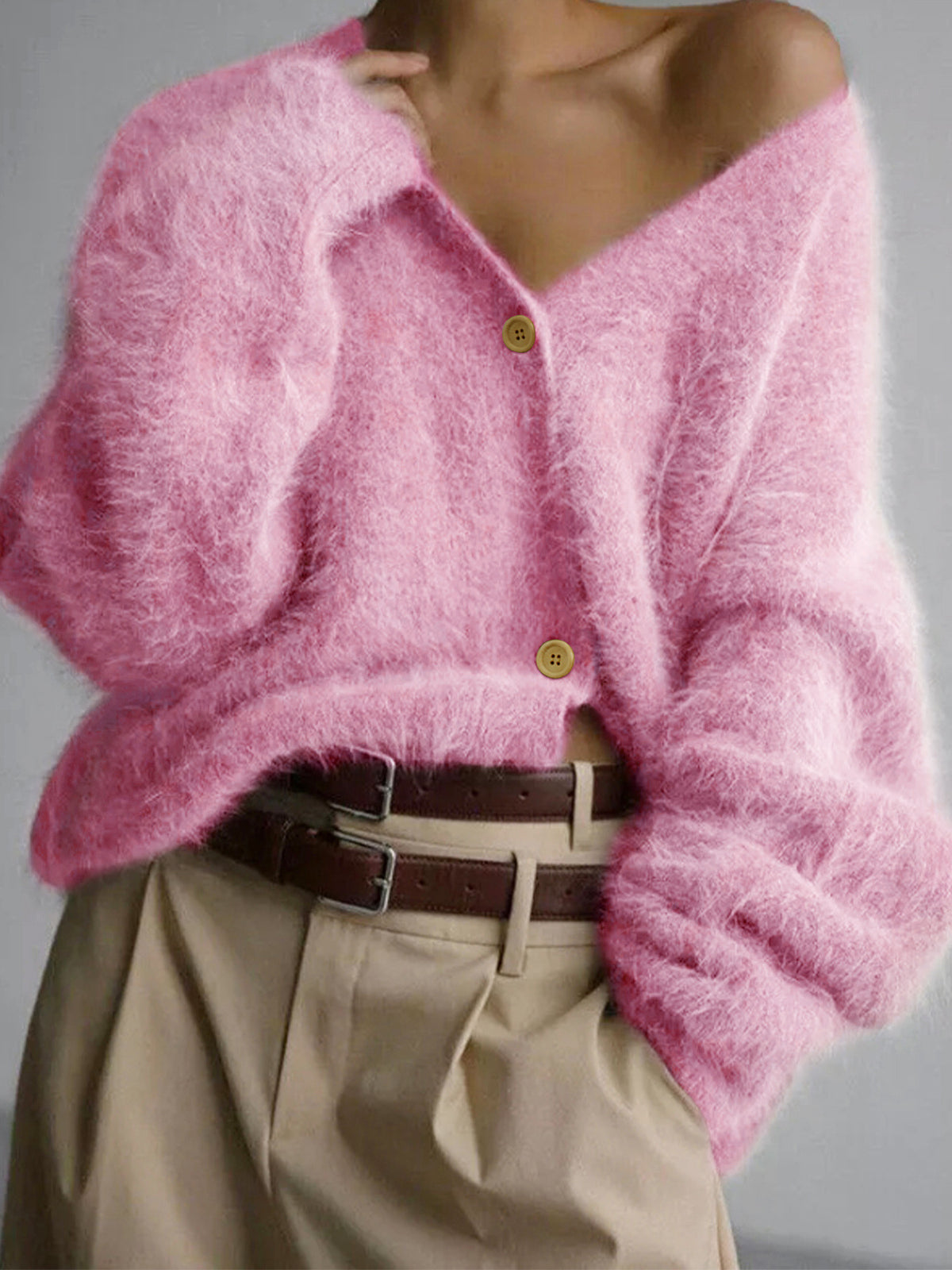 Knitted Outerwear V-neck Buttoned Long-sleeve Cardigan for Autumn and Winter