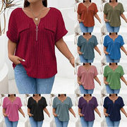 Plus‑Size Zipper Top with Faux Pockets – Short Sleeve Comfort