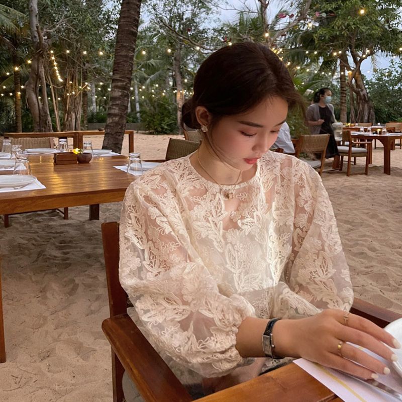Summer French Style White Lace Bottoming Shirt Versatile Top For Women