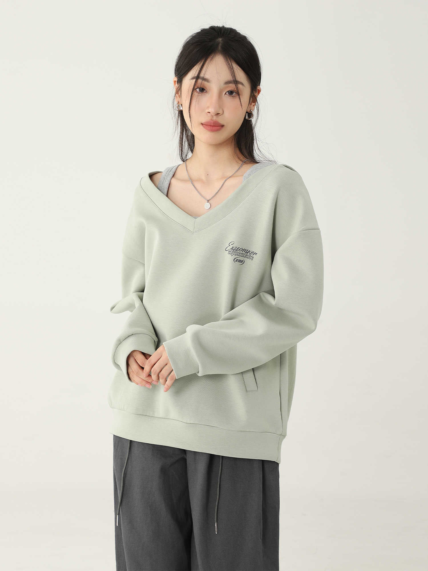 Women's Solid V-Neck Casual Long Sleeve Pullover Hoodie