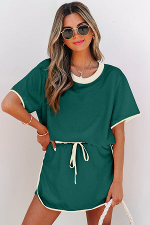 Evergreen 2-teiliges Set mit T-Shirt und Skort mit Farbblock-Kante und überschnittener Schulter