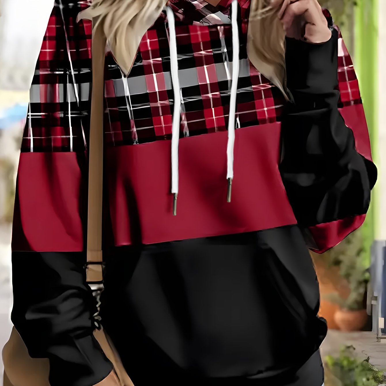 Women's Plus Size Geometric Color Block Print Sweatshirt in Red - Long Sleeve Hooded Top