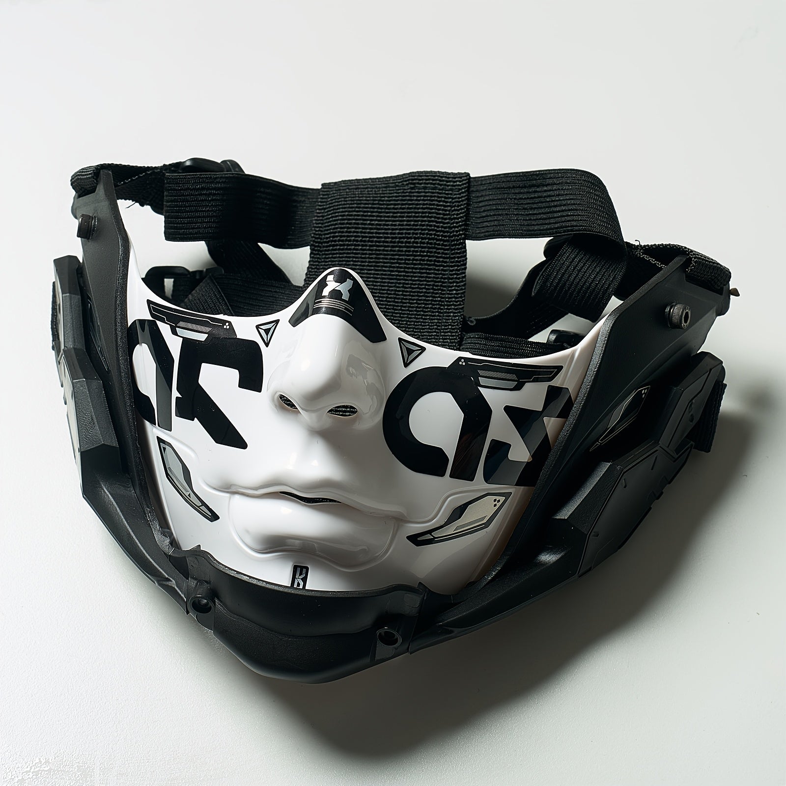 Cyberpunk Half-Face Mechanical Mask – Halloween Cosplay Prop (Hat Not Included)