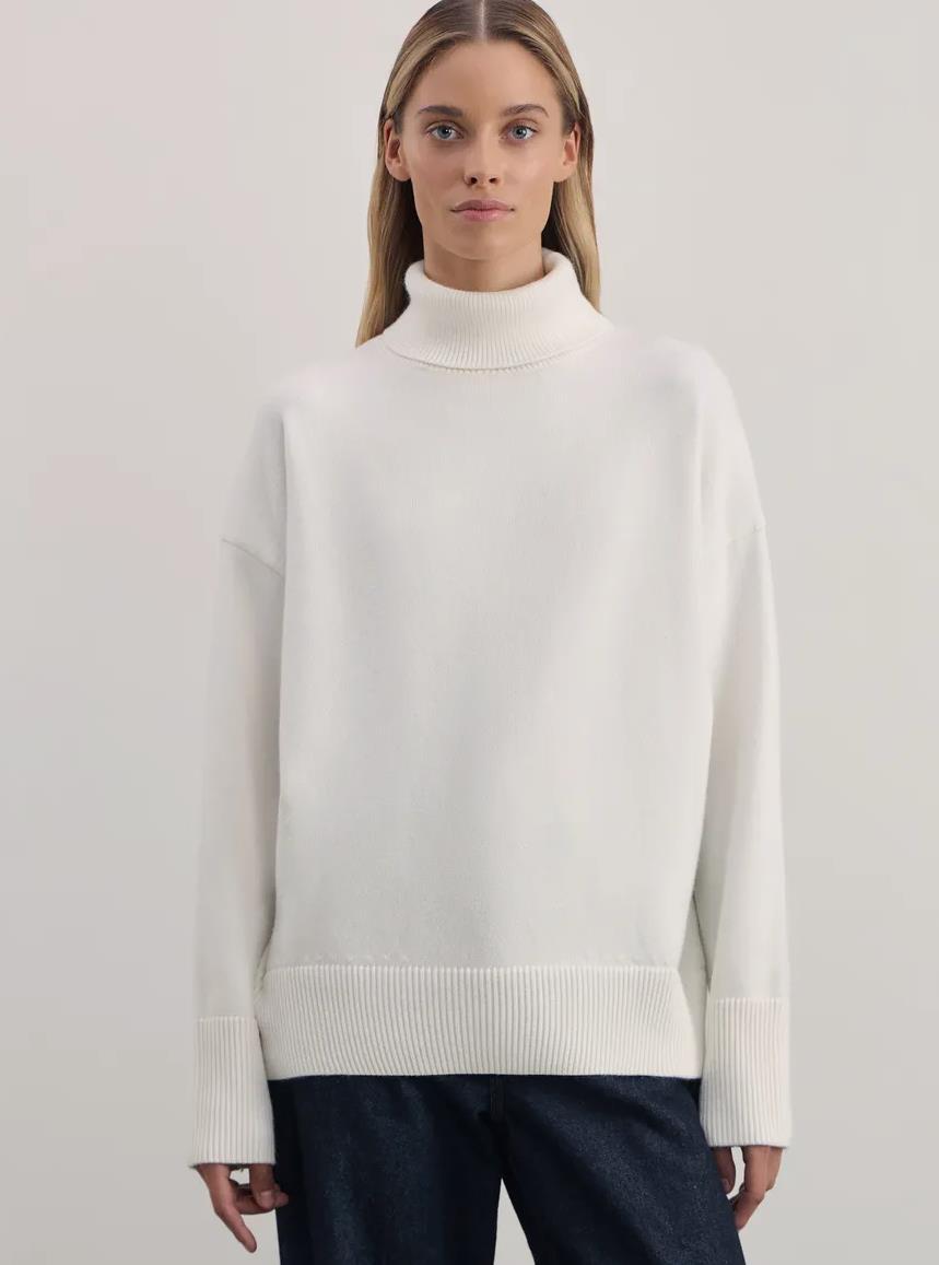 Women's Solid Color Pullover Knitted Sweater with High Neck