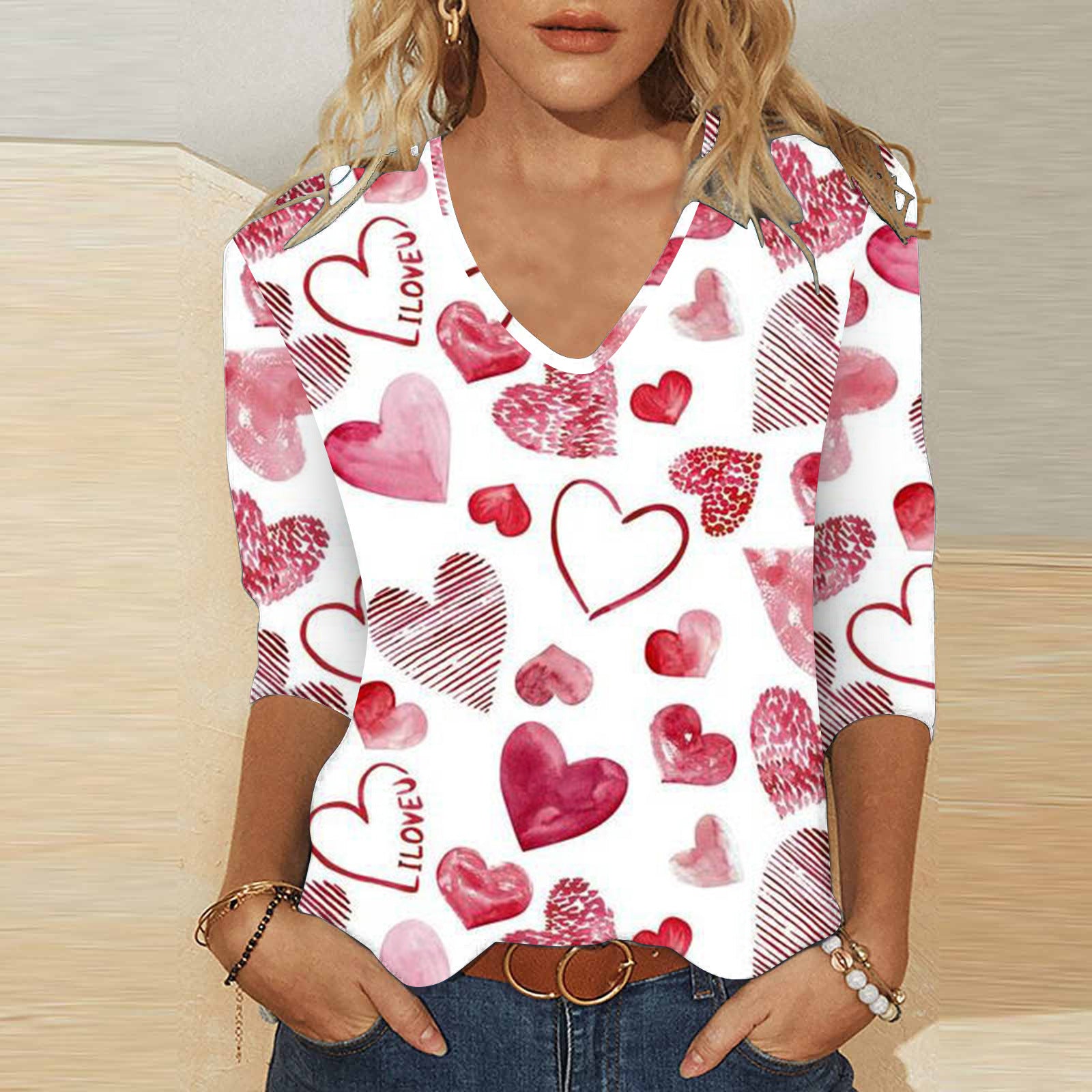 Cute Valentine's Heart V-Neck 3/4 Sleeve Casual T-Shirt