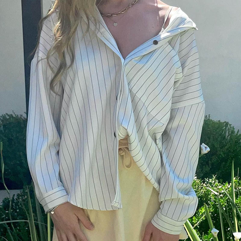 Niche Design Vertical Striped Loose Temperament Shirt