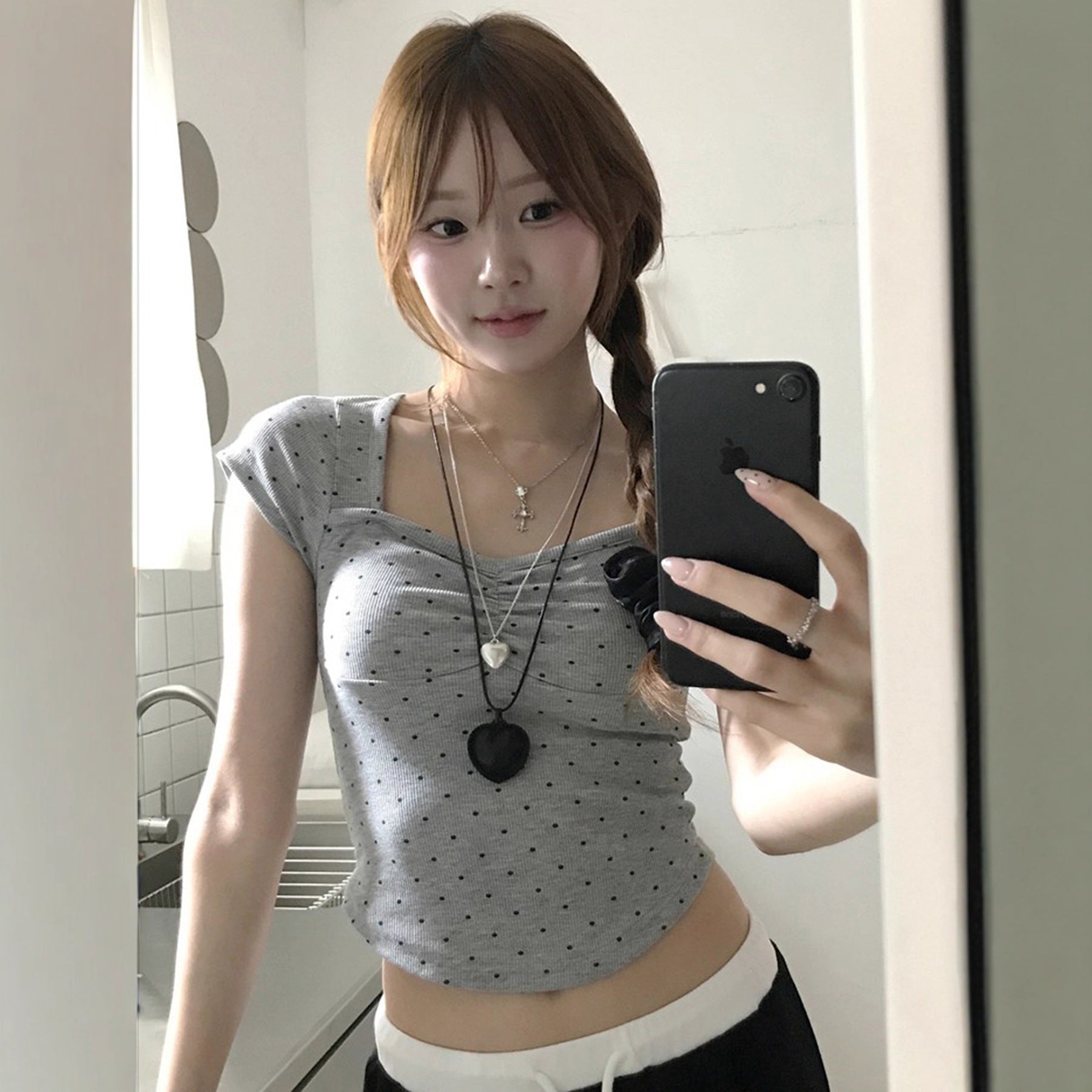 Off-Shoulder Polka Dot Slim Fit Top – Light Gray Short Sleeve